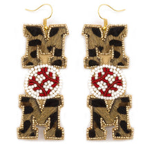 Load image into Gallery viewer, Beaded/clay earrings
