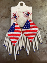 Load image into Gallery viewer, Beaded/clay earrings