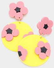 Load image into Gallery viewer, Beaded/clay earrings