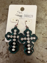 Load image into Gallery viewer, Beaded/clay earrings