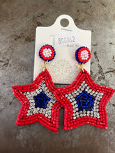 Load image into Gallery viewer, Beaded/clay earrings
