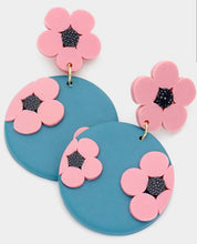 Load image into Gallery viewer, Beaded/clay earrings